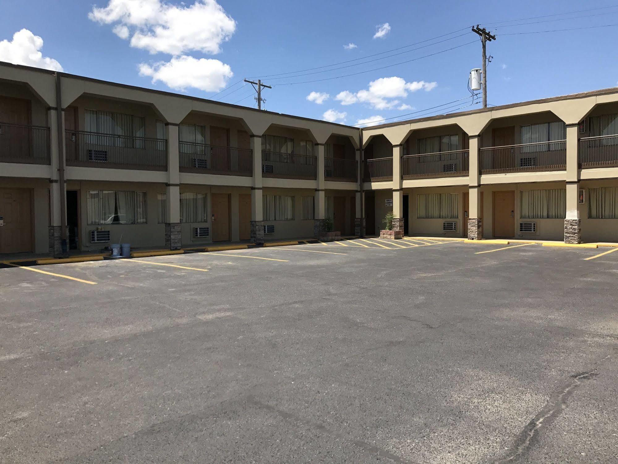 Hutchinson Inn Εξωτερικό φωτογραφία