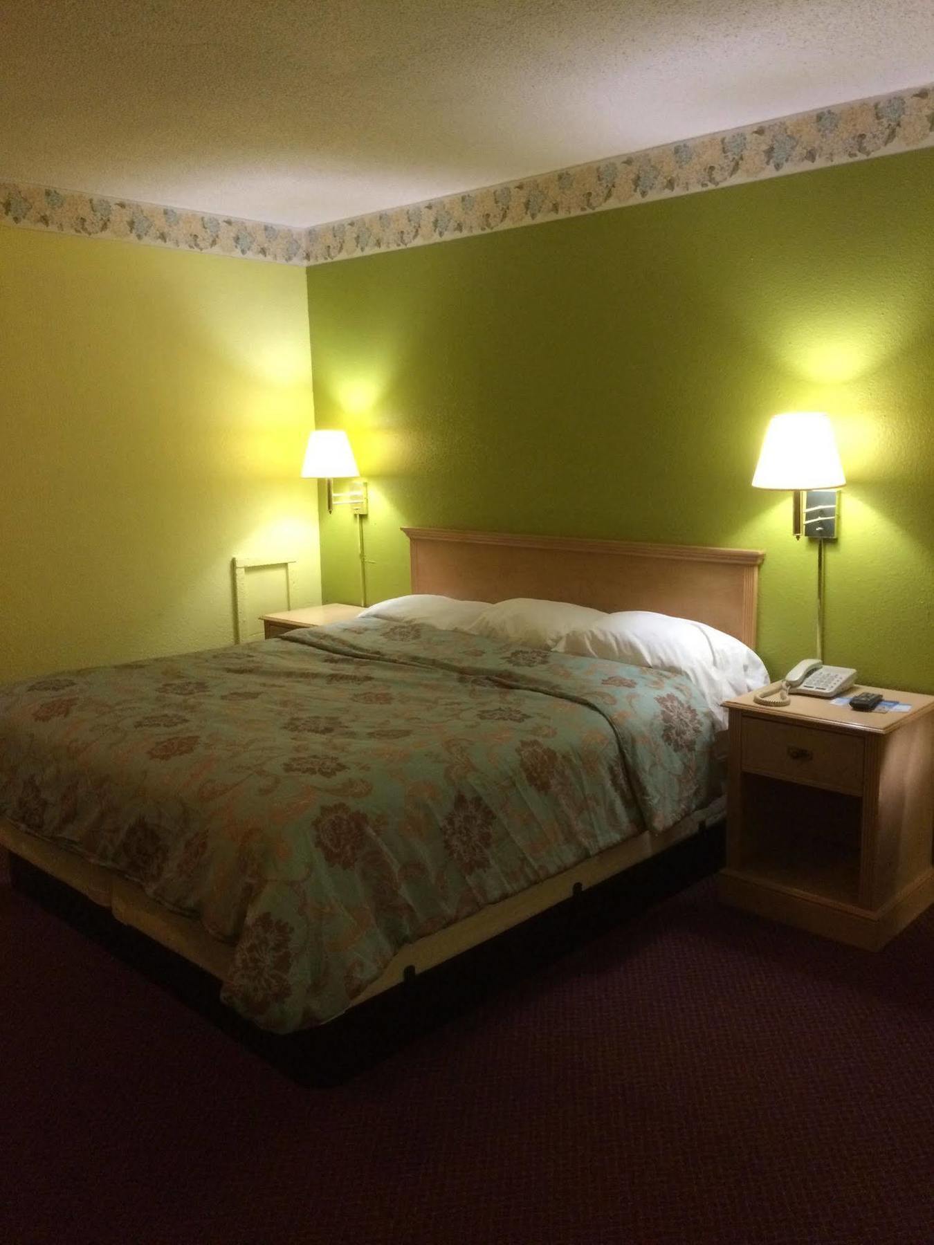 Hutchinson Inn Εξωτερικό φωτογραφία