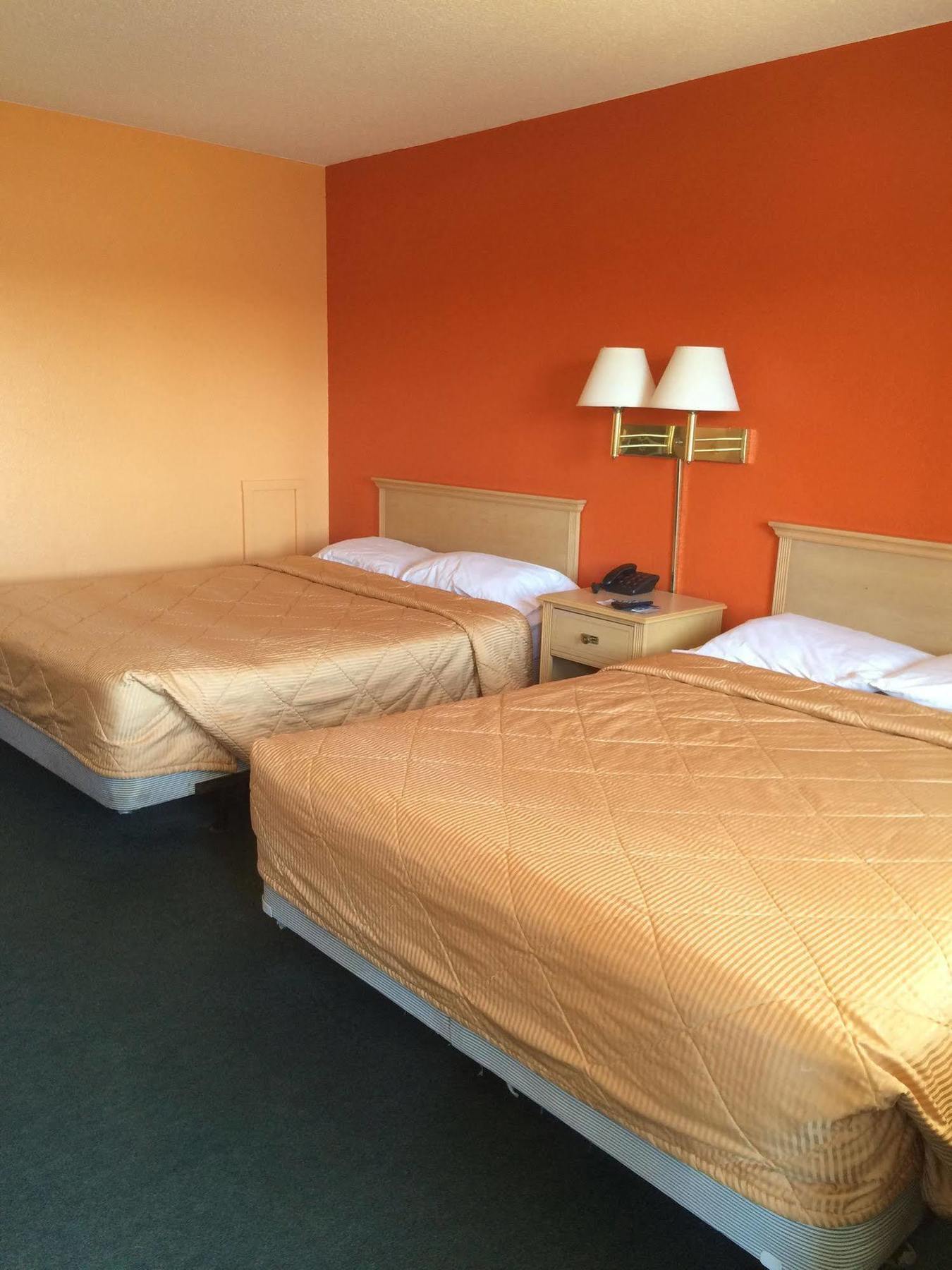 Hutchinson Inn Εξωτερικό φωτογραφία